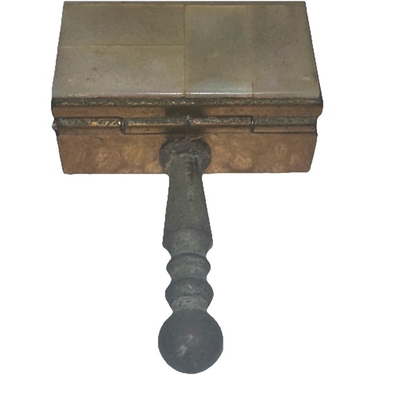 Vintage Mother of Pearl and Brass Square Cigarette Compact Purse Pocket Ashtray - Picture 4 of 5